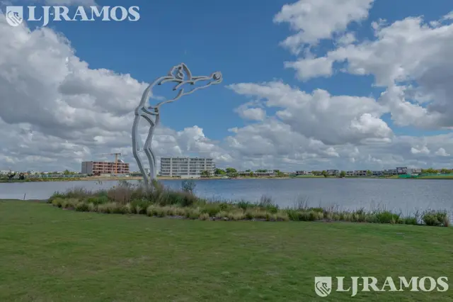 Terreno en Puertos del Lago - BARRIO AMARRAS