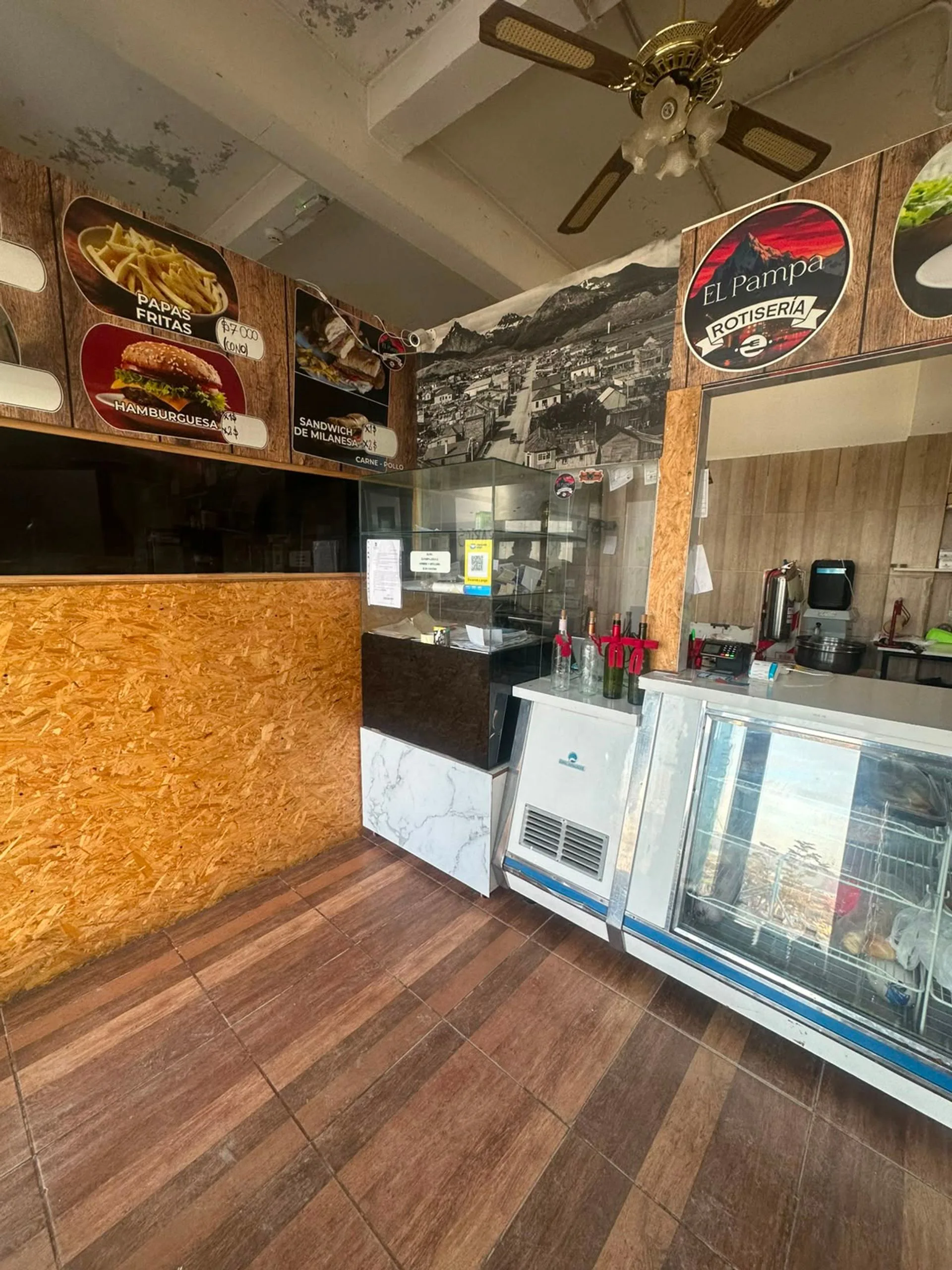 IMPORTANTE LOCAL COMERCIAL CON O SIN EQUIPAMIENTO foto 5