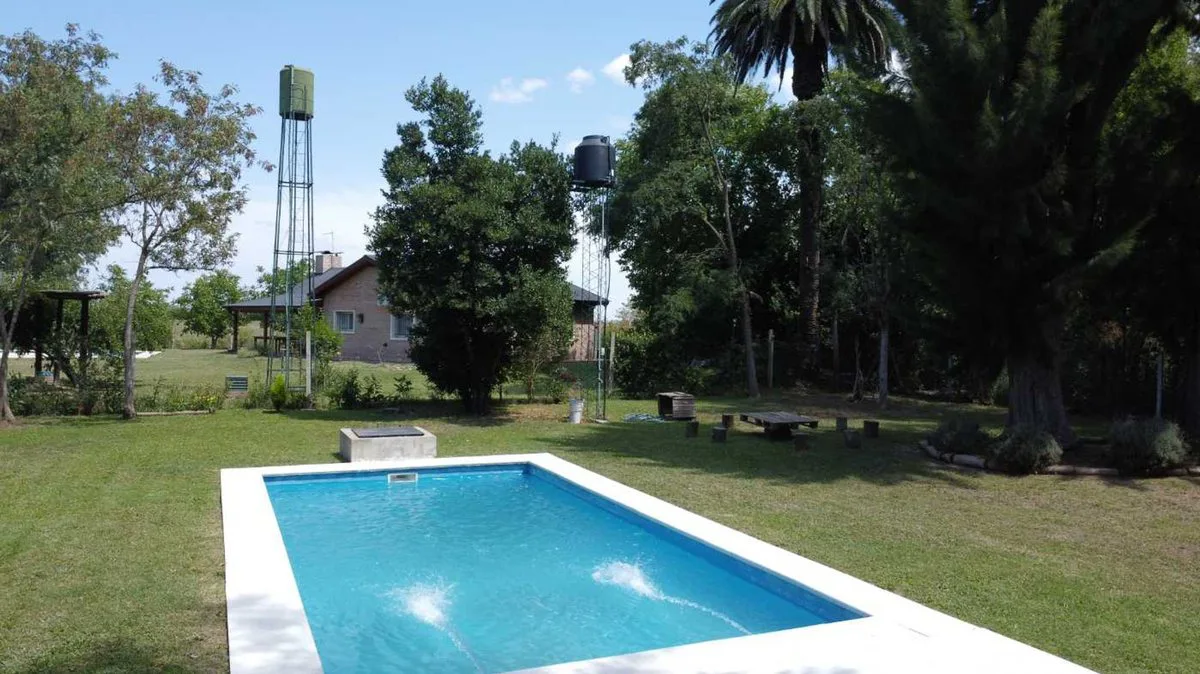 VENTA QUINTA EXALTACION DE LA CRUZ PILETA CABAÑA foto 3