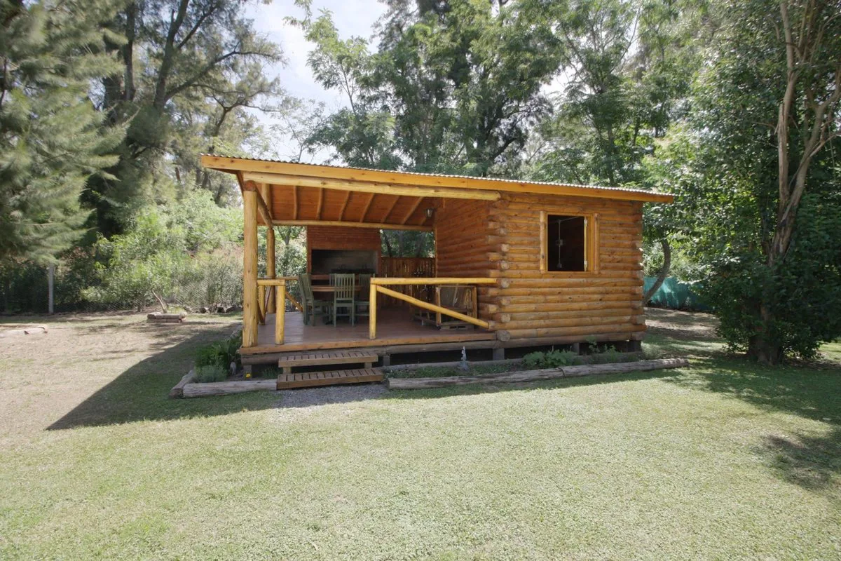 VENTA QUINTA EXALTACION DE LA CRUZ PILETA CABAÑA foto 4