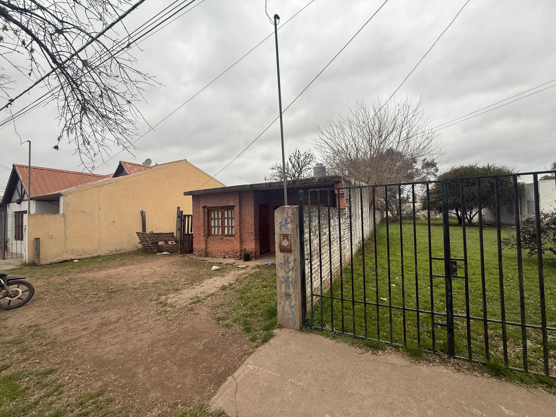 SE VENDE CASA DOS DORMITORIOS foto 4