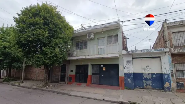 CASA VENTA O PERMUTA  BUENOS AIRES 1000