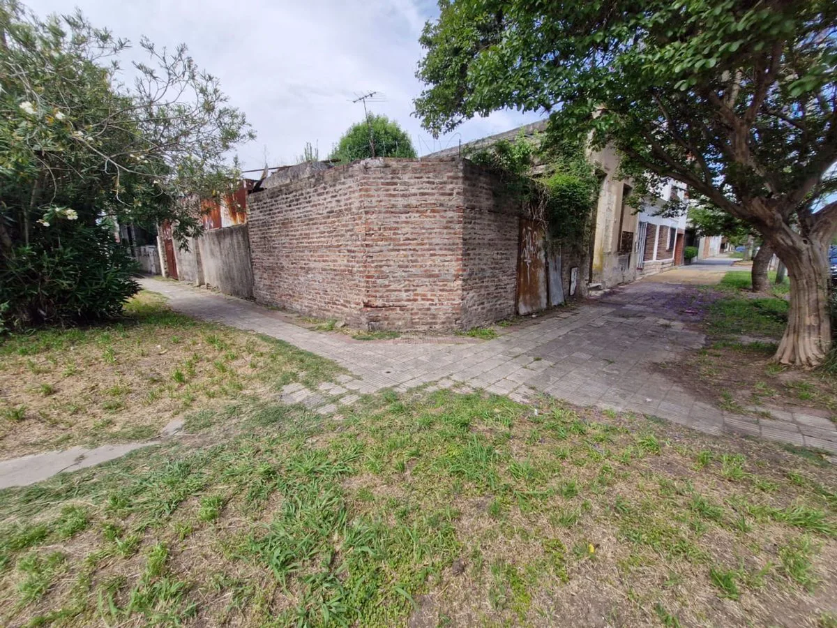 OPORTUNIDAD, CASA  IDEAL PARA RECICLAR. LANUS O. foto 2