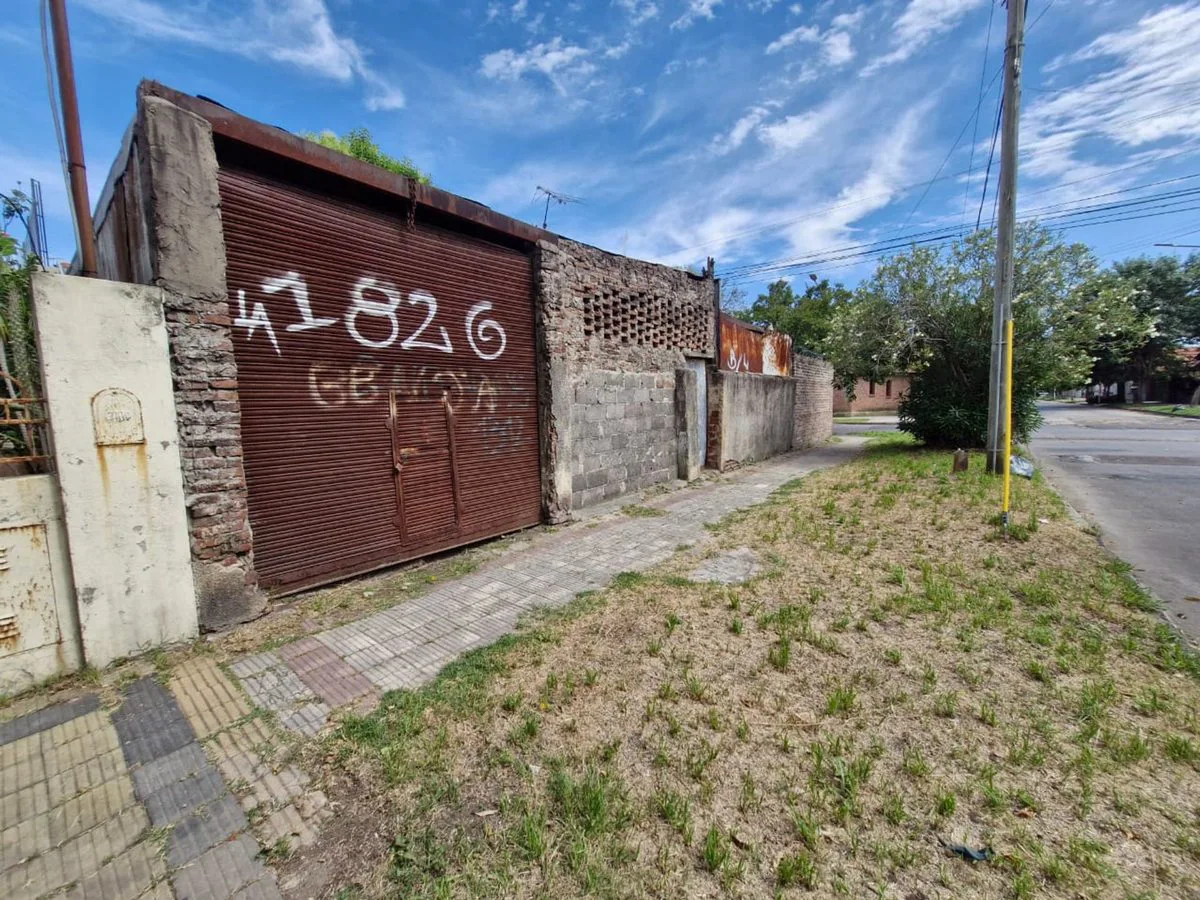 OPORTUNIDAD, CASA  IDEAL PARA RECICLAR. LANUS O. foto 3