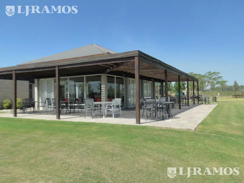 Lote a la laguna en venta en EL CANTON - ESCOBAR foto 4