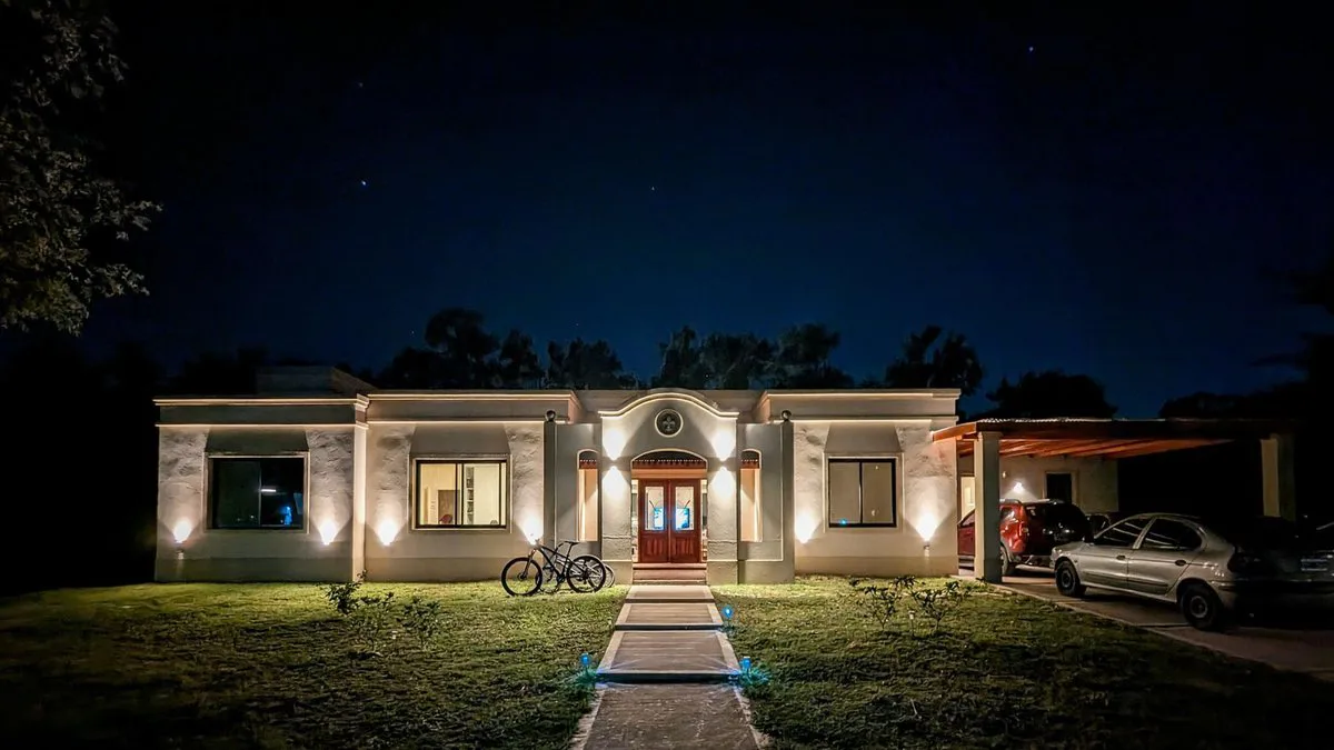 CASA EN VENTA- CASUARINAS PILAR DEL ESTE foto 2