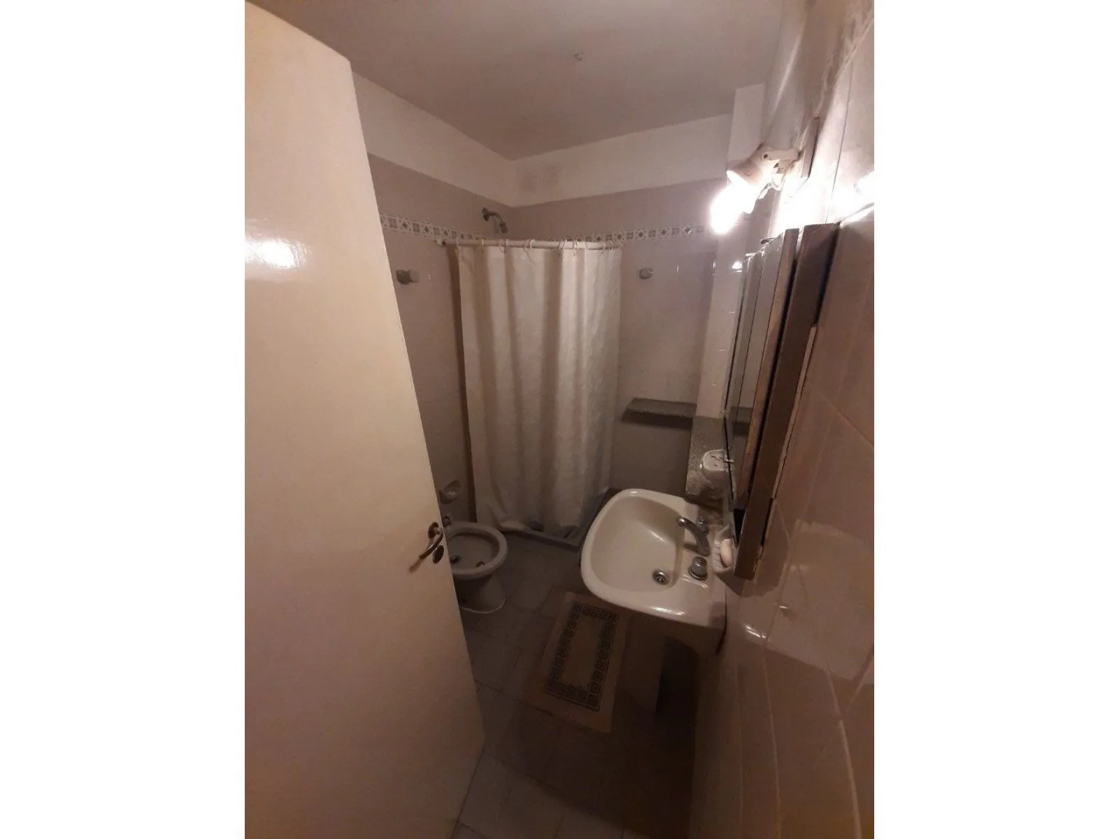 Bright 1-Bedroom Apartment with Patio and Grill in Miramar, Rex Building – photo 8 of 14
