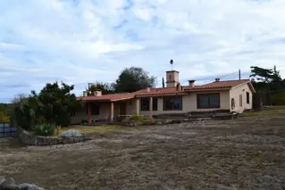 Importante propiedad en Tanti Lomas foto 1