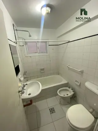 Departamento en alquiler 9 entre 47 y 48 foto 4