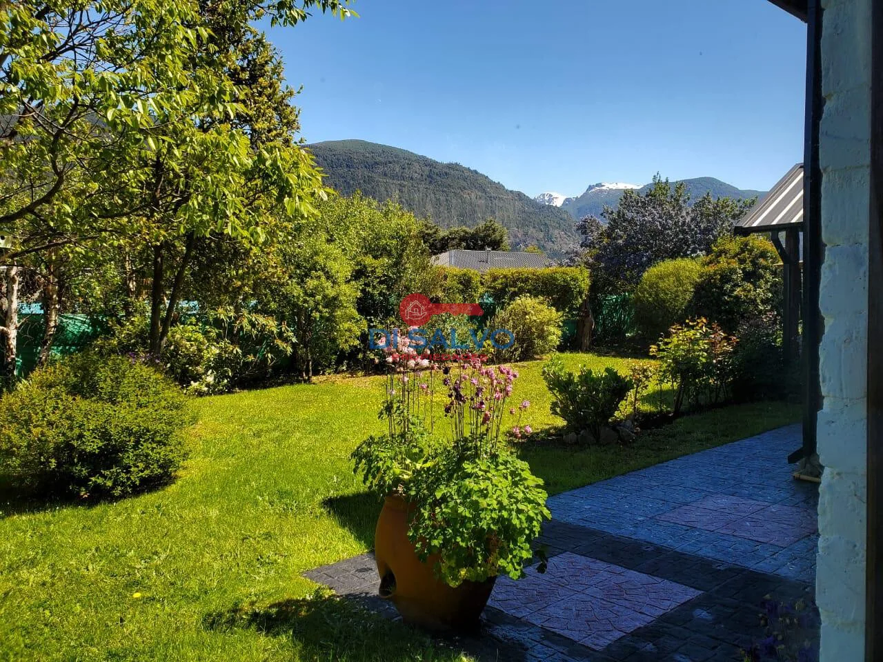 Hermosa casa en venta - Lago Puelo Centro foto 3