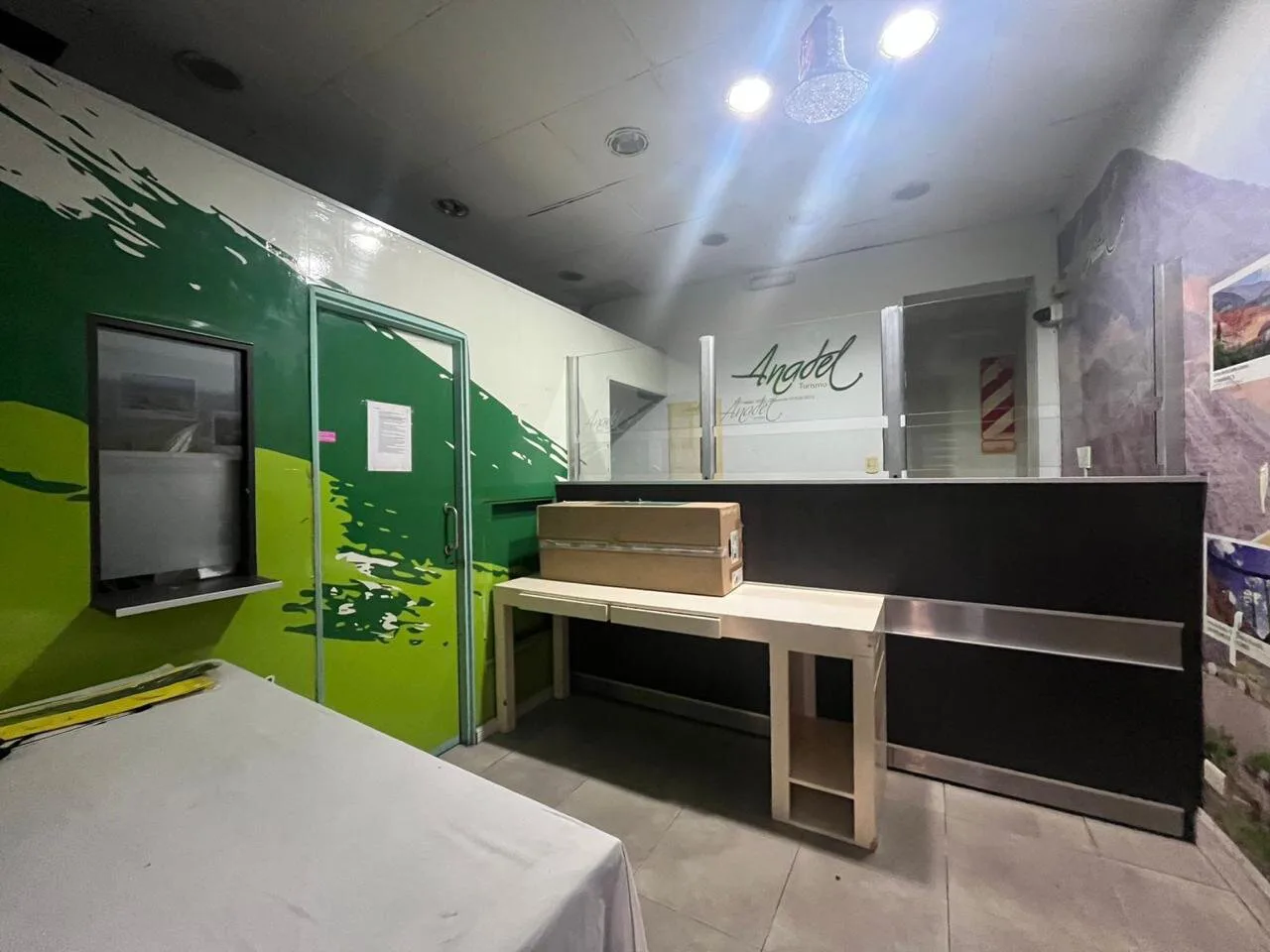 Local en Alquiler en Once, Saavedra 42, 20m2. foto 2