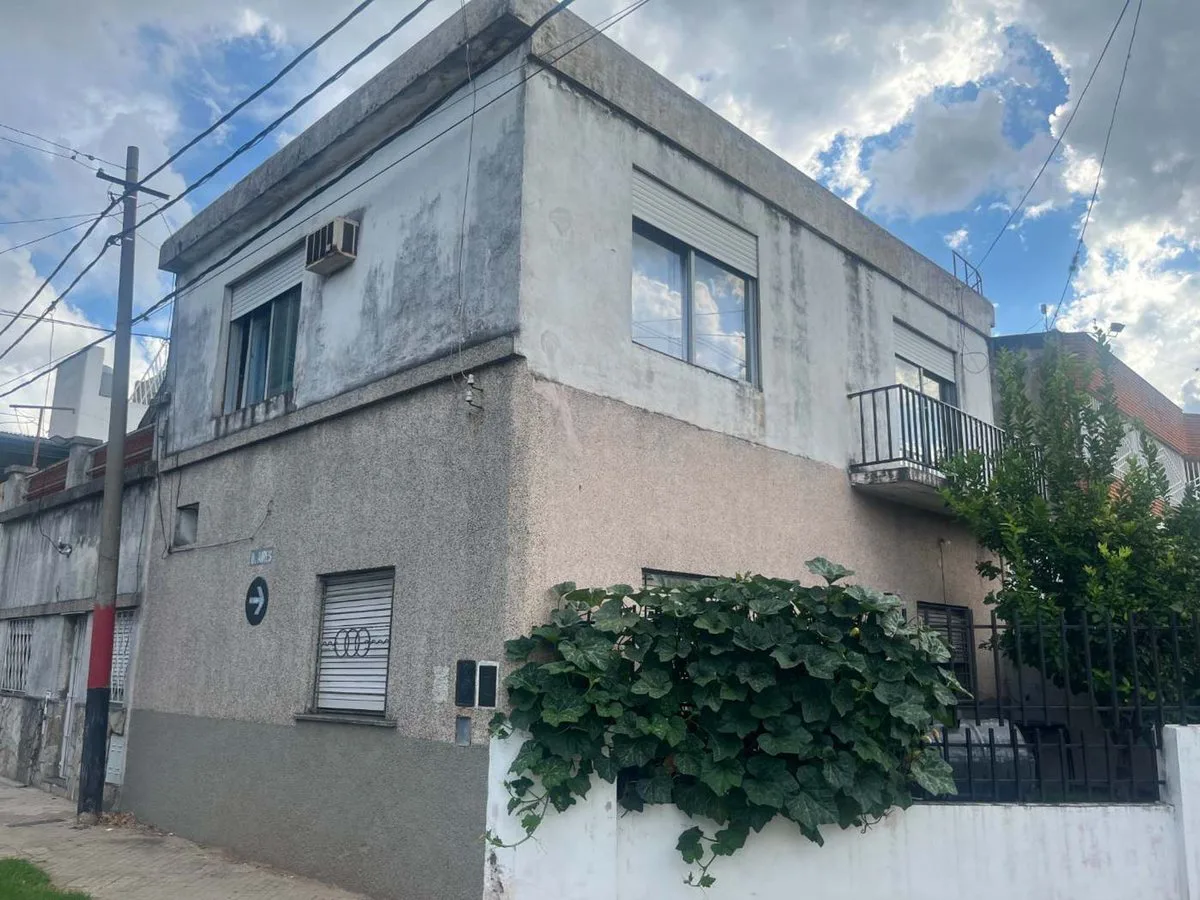 CASA PLANTA ALTA EN VENTA- BARRIO SALADILLO foto 2