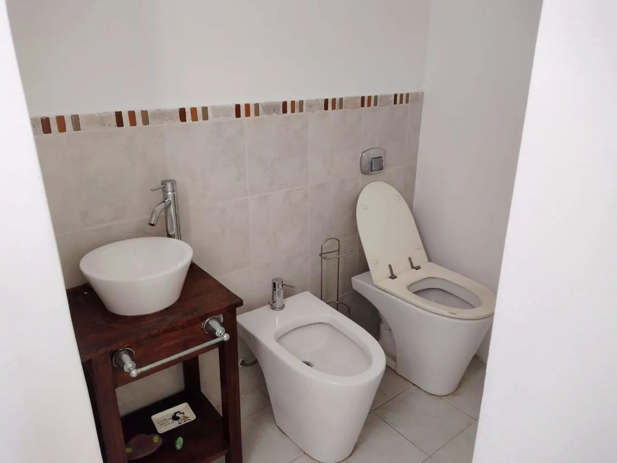 VENTA CASA 4 AMBIENTES METAN LEANDRO ALEM OESTE foto 4