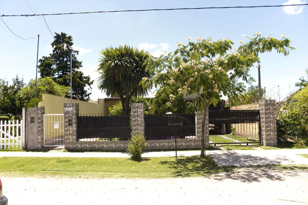 Venta casa 3 ambientes Parque Camet foto 3