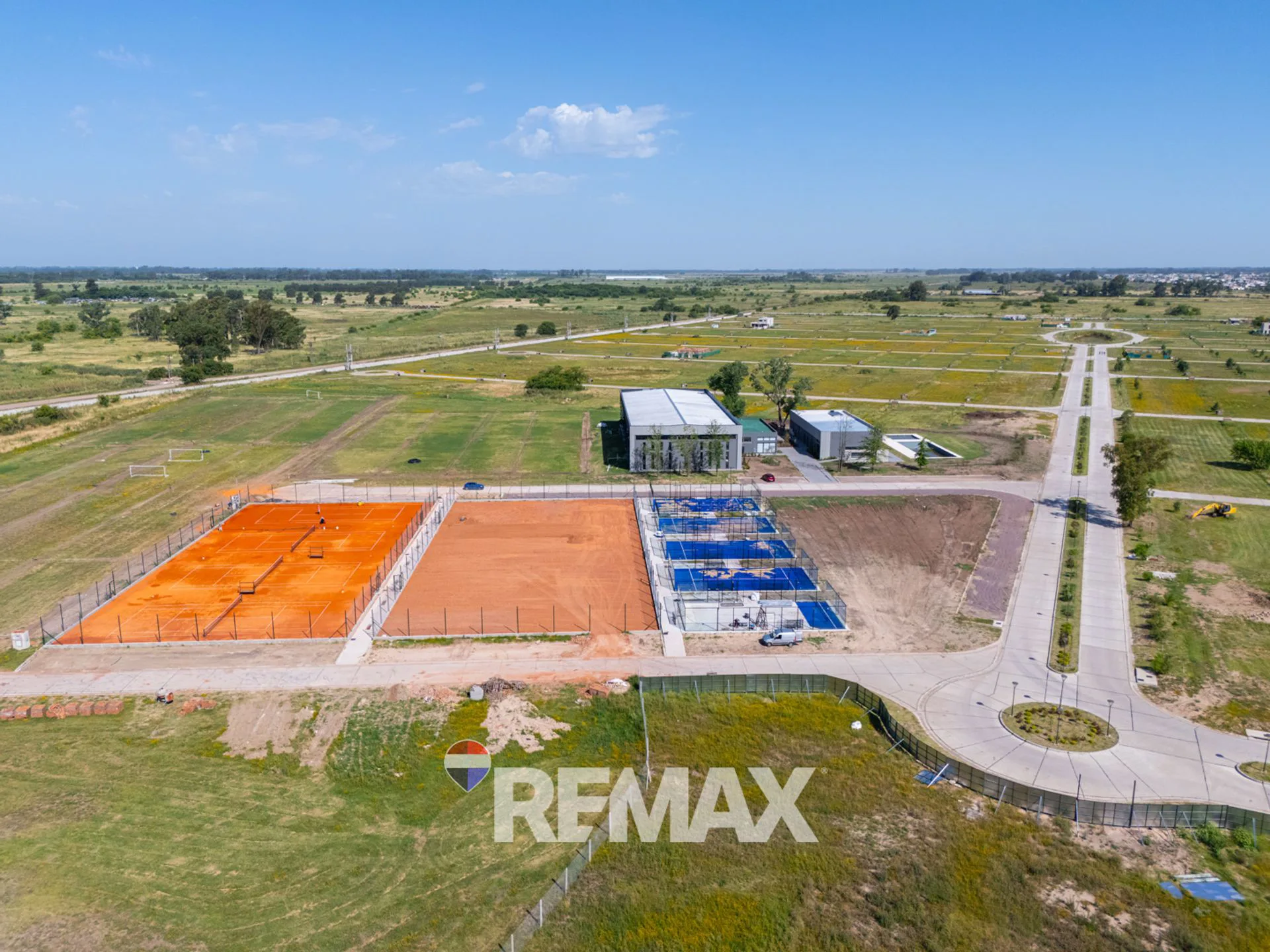 LOTE EN VENTA INTERNO SAINT THOMAS CHICO CANNING foto 2