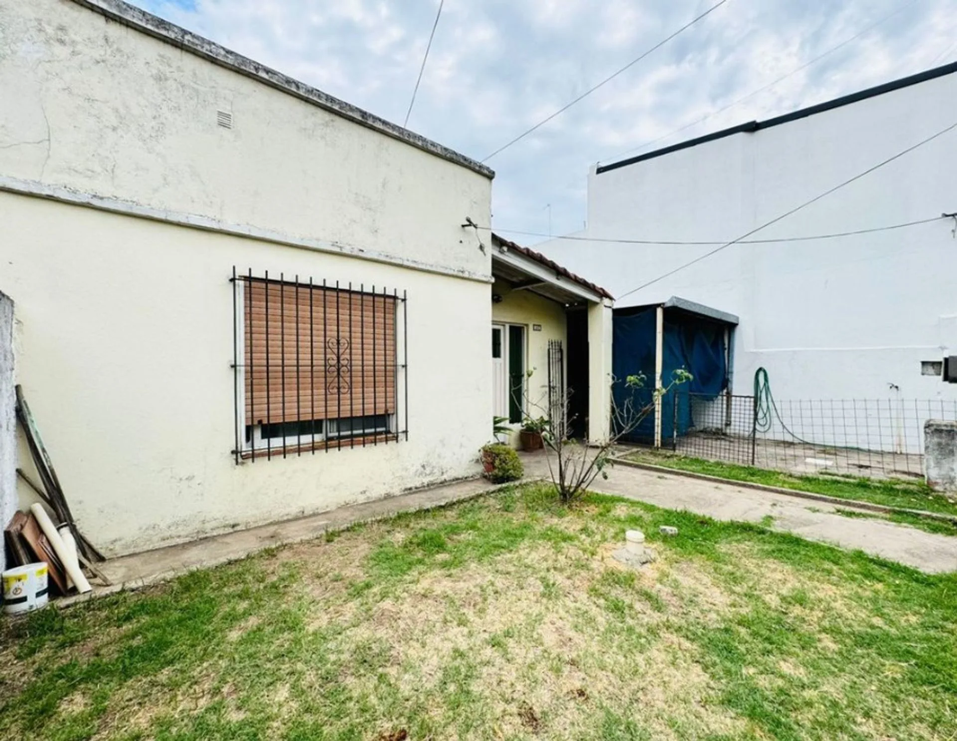 VENTA CASA MORON foto 2