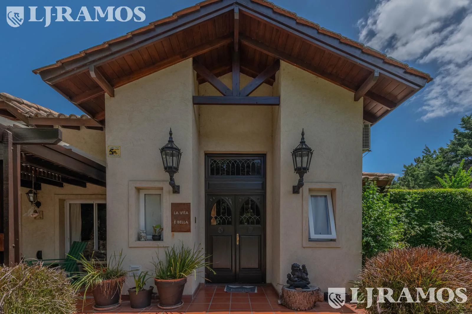VENTA- Casa en El Barranco- Amenities- Km 38,5 Panam Ramal PILAR foto 2