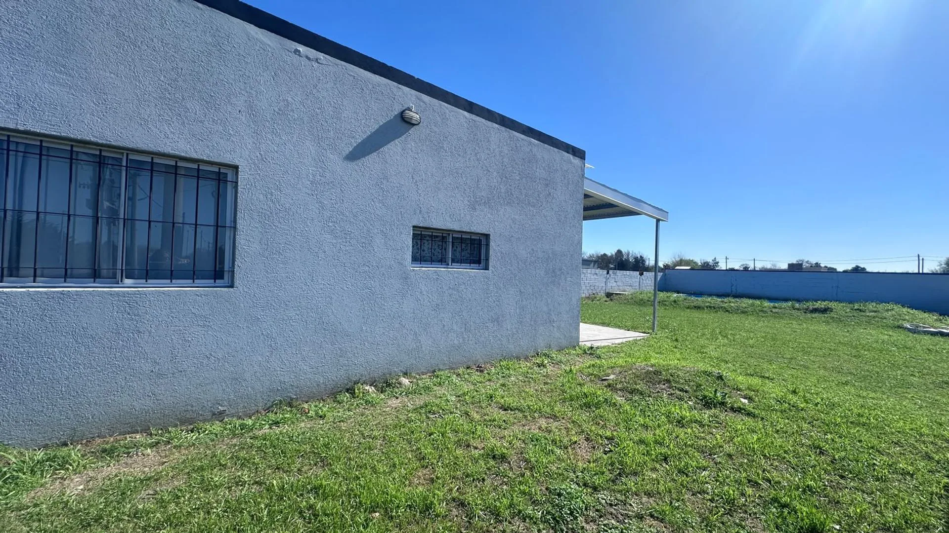 VENTA CASA BARADERO A ESTRENAR 2 HAB PILETA foto 2