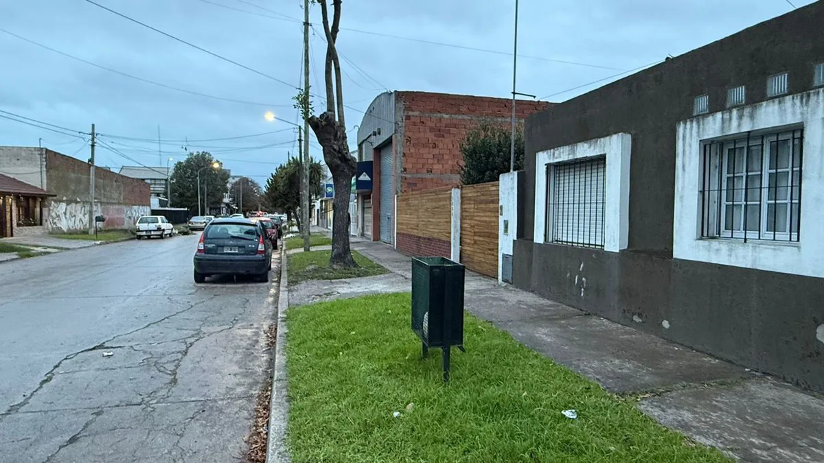 VENDO PH 3 AMBIENTES BARRIO DON BOSCO A RECICLAR foto 2
