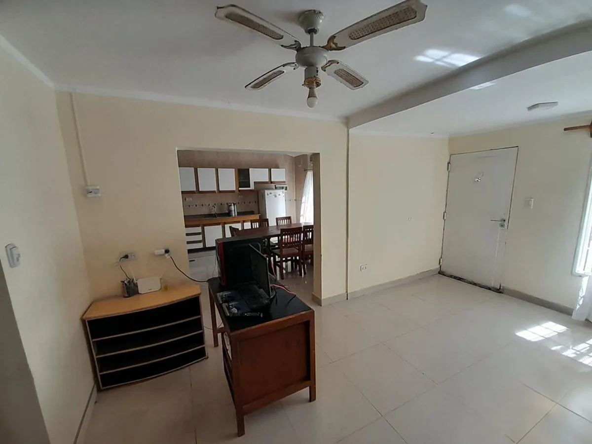 SE VENDE CASA ZONA 3 ROTONDA foto 5