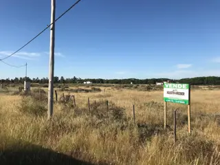 SE VENDE HERMOSO LOTE CON COSTA DE RÍO foto 3