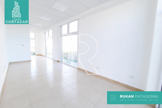 #Alquiler_RUKAN Local Comercial | TORRE CORTAZAR | Local 11 | 37m2 | Calle J. M. ESTRADA | Caleta Olivia foto 1