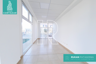 #Alquiler_RUKAN Local Comercial | TORRE CORTAZAR | Local 11 | 37m2 | Calle J. M. ESTRADA | Caleta Olivia foto 4