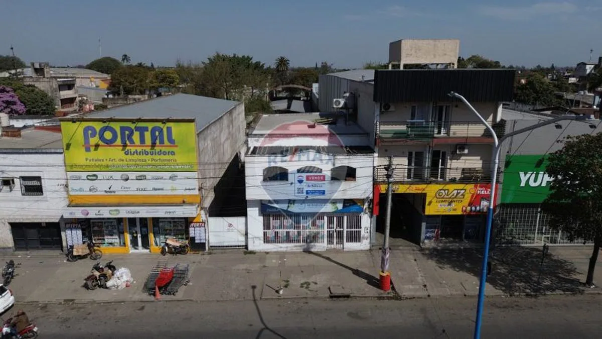VENTA TERRENO APTO DESARROLLO SOBRE AV ROCA AL 100 foto 2