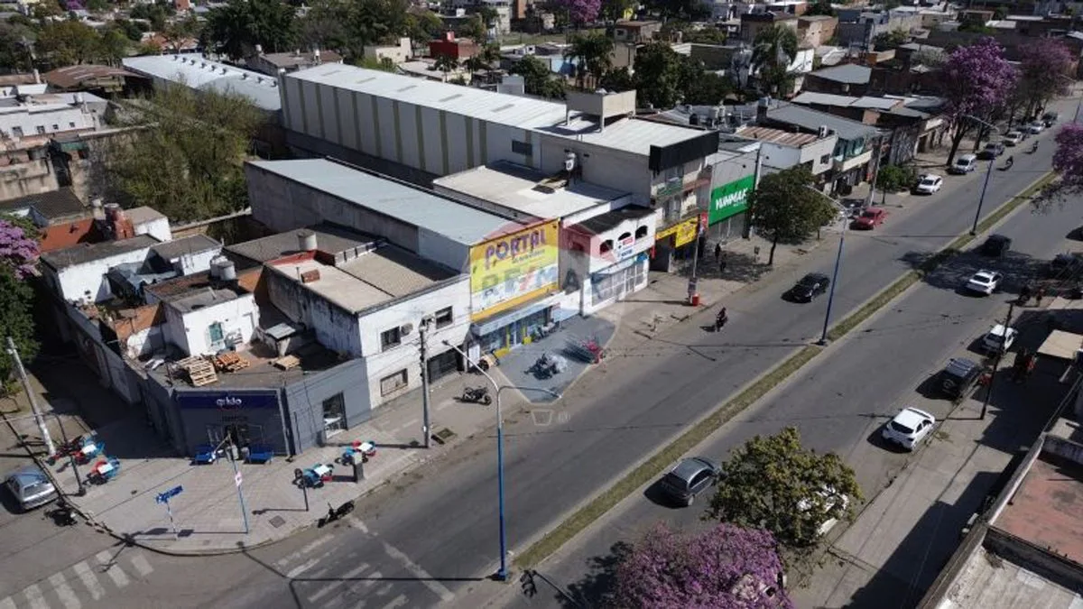 VENTA TERRENO APTO DESARROLLO SOBRE AV ROCA AL 100 foto 3