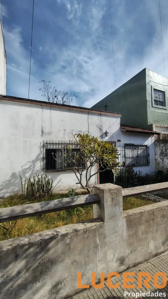 Casa a refaccionar en Villa Lugano - APTO CRÉDITO foto 2