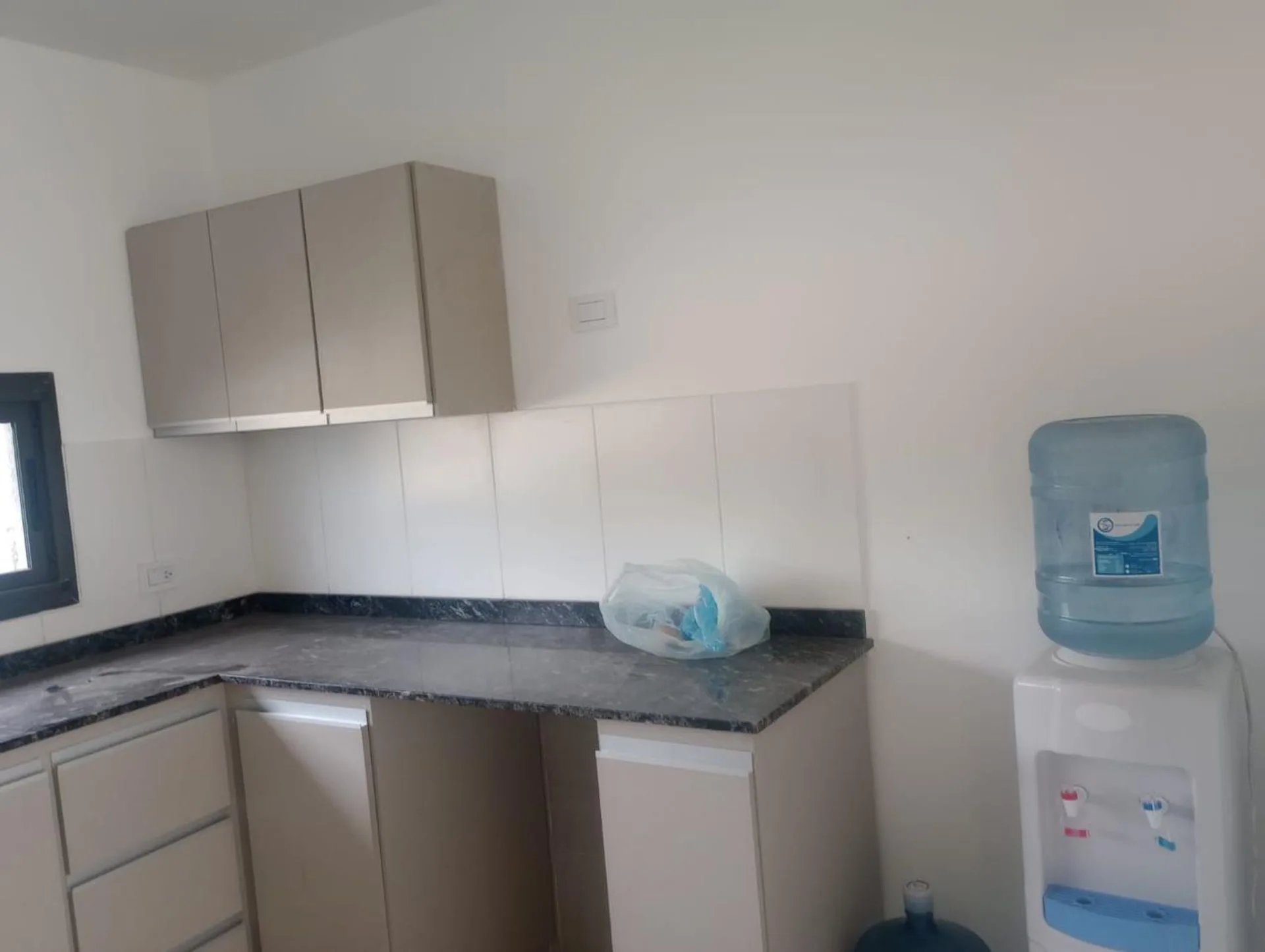 VENTA DUPLEX 3 DORM GOLF VILLA NUEVA COCHERA DOBLE foto 3
