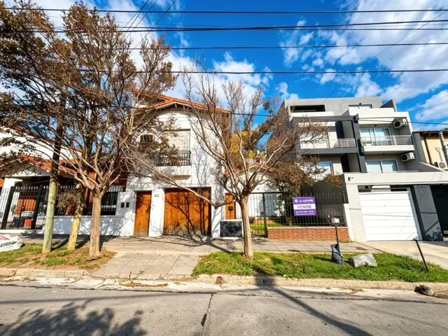 Venta Casa 5 Ambientes En El Palomar
