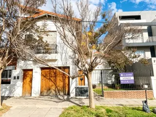 Venta Casa 5 Ambientes En El Palomar foto 2