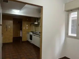 VENTA DE SEMIPISO 3 DORM CON COCHERA CIUDAD MZA foto 4