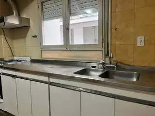 VENTA DE SEMIPISO 3 DORM CON COCHERA CIUDAD MZA foto 5