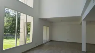 Excelente casa de 5 ambientes en 2 plantas, Greenville. foto 4