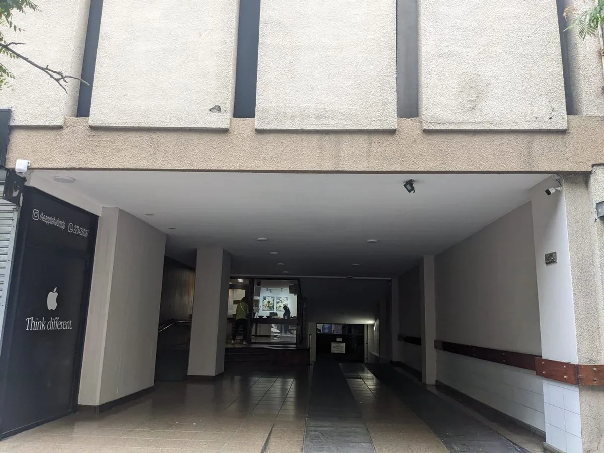 Venta cochera cubierta 15, 72 m2, 25 de Mayo 2944 foto 2