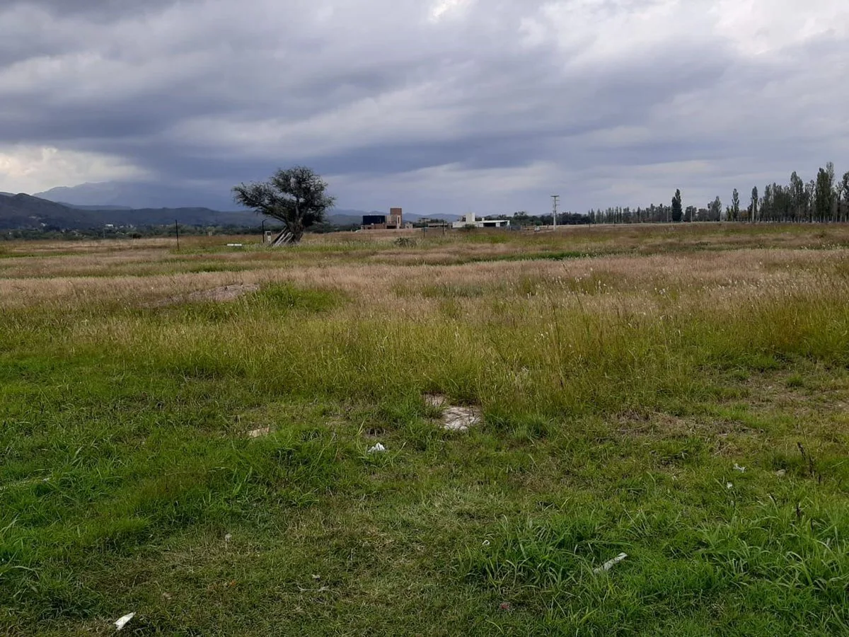VENTA DE TERRENO  BARRIO PRIVADO TIERRAS DE JUANA foto 2