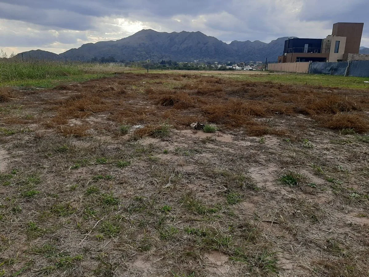 VENTA DE TERRENO  BARRIO PRIVADO TIERRAS DE JUANA foto 4