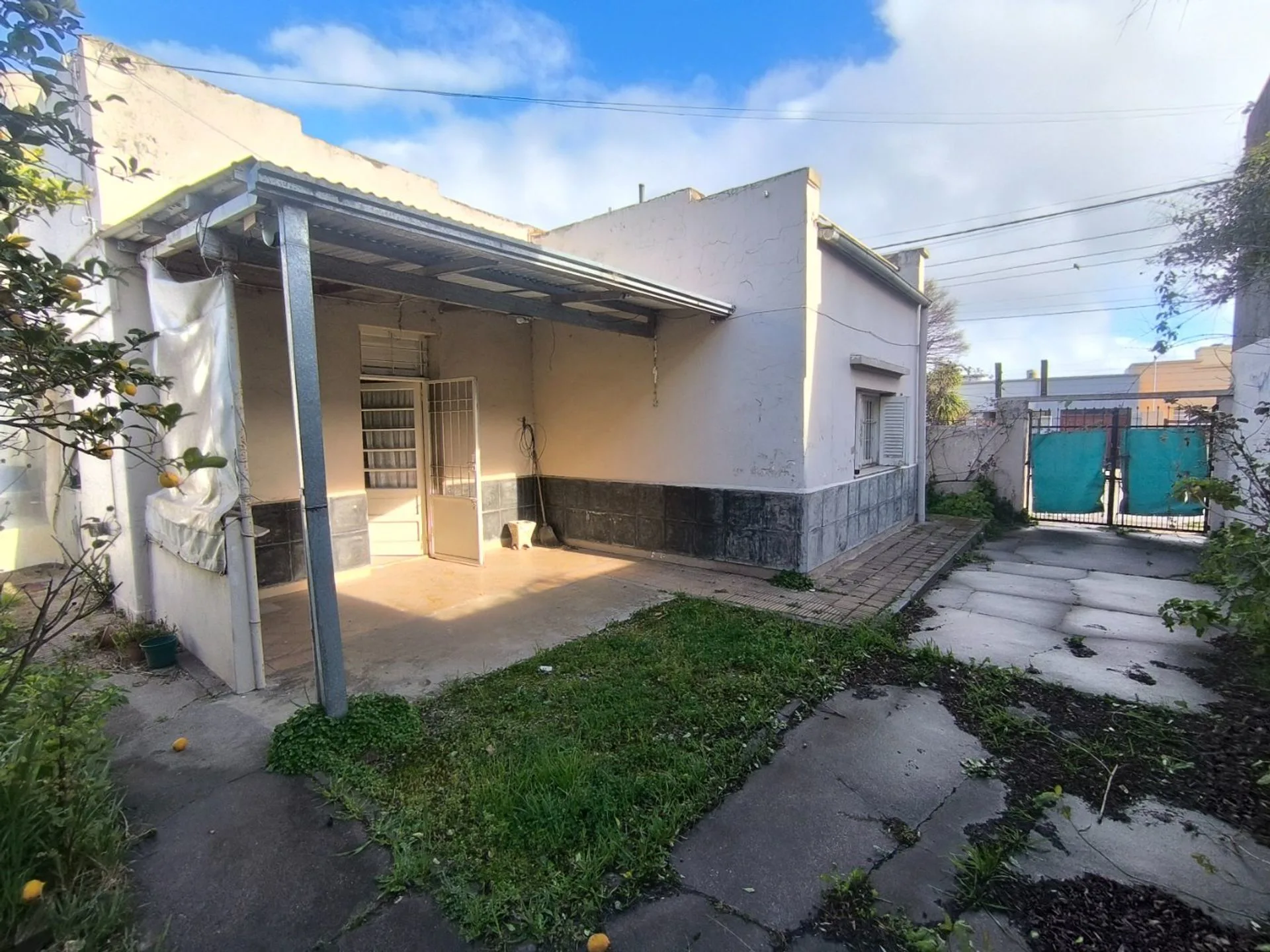 Venta de Casa + Depto sobre Lote 500 mts2 Necochea foto 2