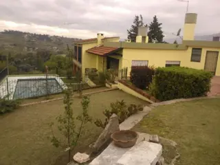 Nº DE REF. 272. INCREIB PROP EN SIQUIMAN C/HERMOSA VISTA A LAS SIERRAS/50 MTS DE R38 Y 2 DEL RIO foto 1