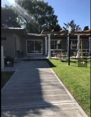 VENTA DE IMPECABLE MONOAMBIENTE CON COCHERA - INMEJORABLE UBICACIÓN. MONTE GRANDE PLENO CENTRO foto 4