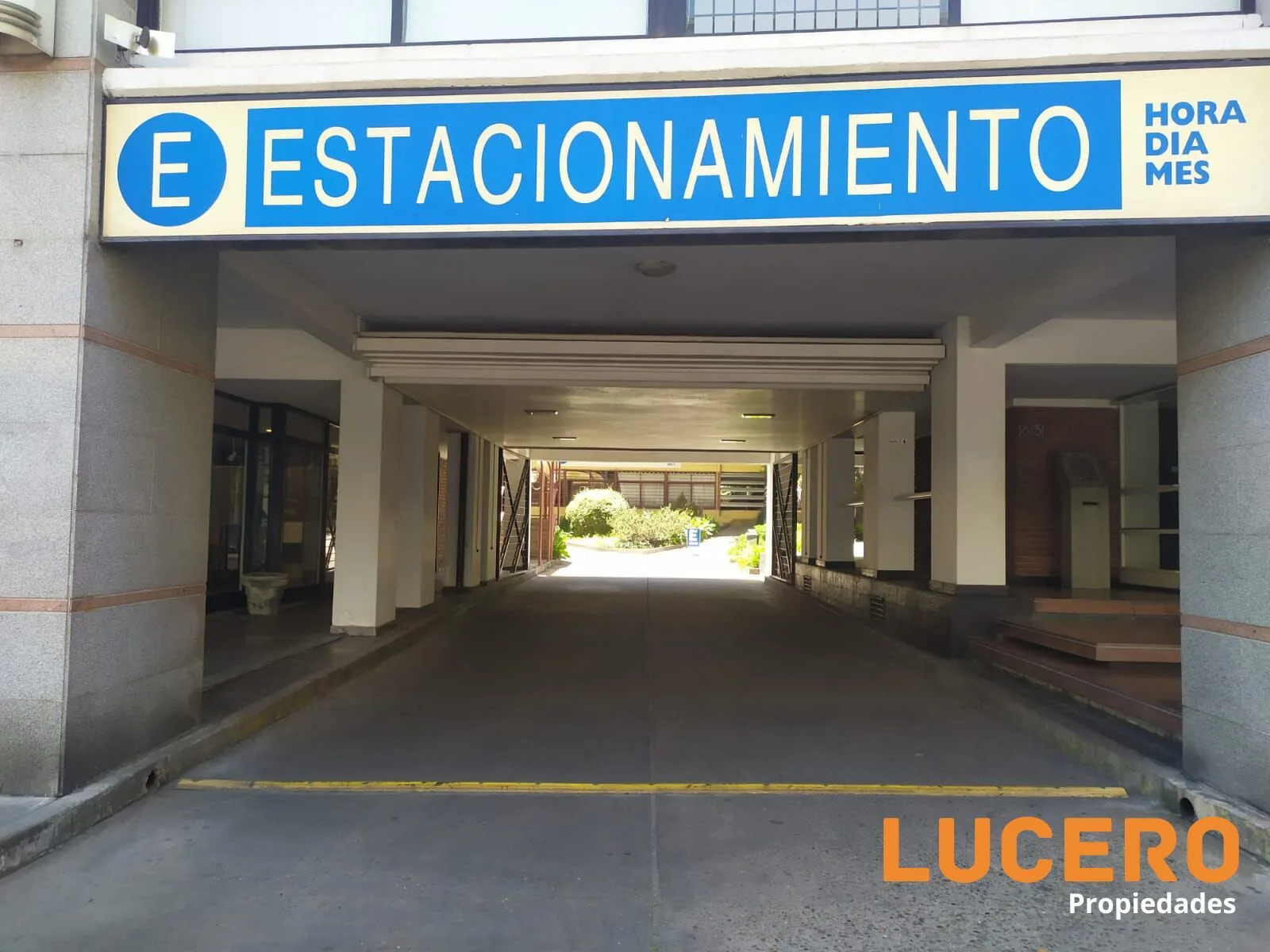 COCHERA EN EL CENTRO DE MORÓN foto 2