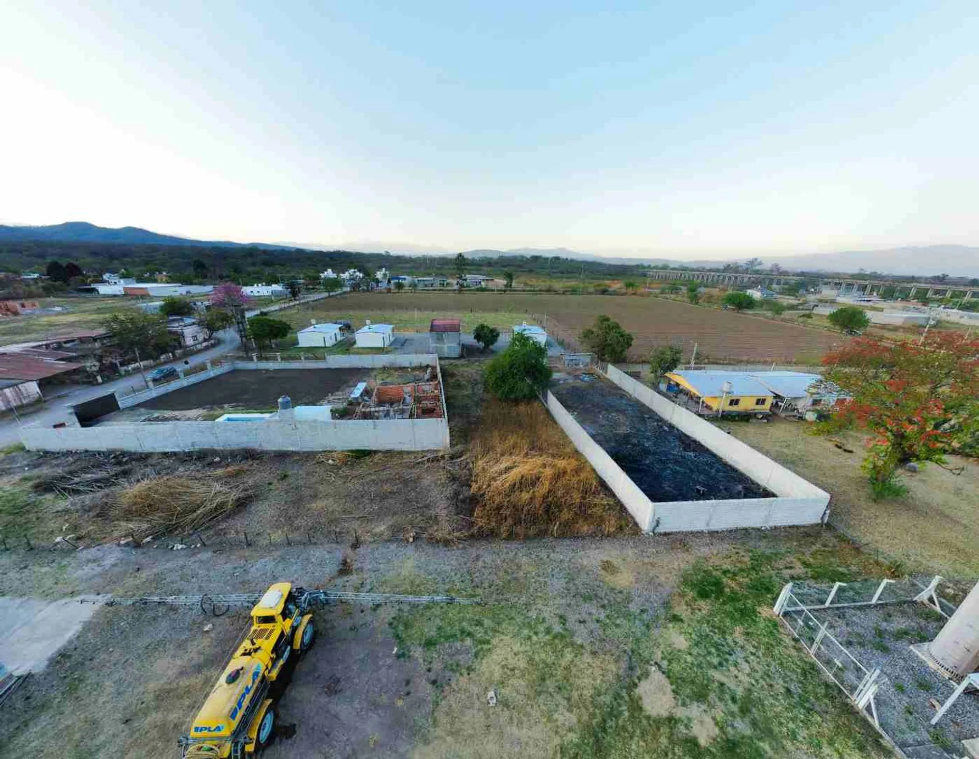 VENTA DE TERRENO 593MTS LOS ALISOS foto 3