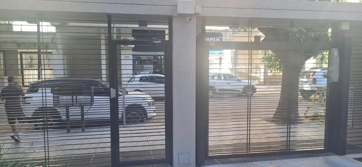 Alquiler depto. 2 amb. Quilmes centro Pza. Conesa. foto 3