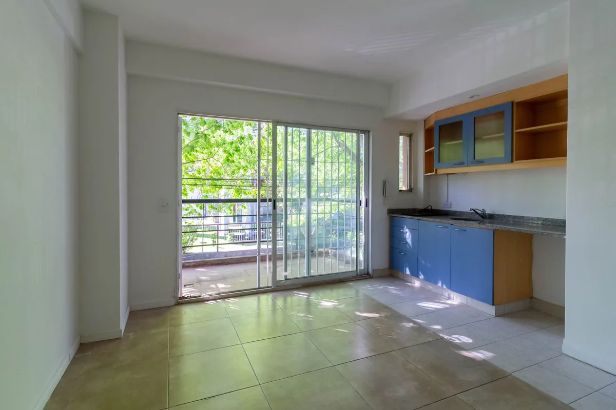 VENTA DPTO  MONOAMBIENTE AMPLIO BALCON NUÑEZ foto 3