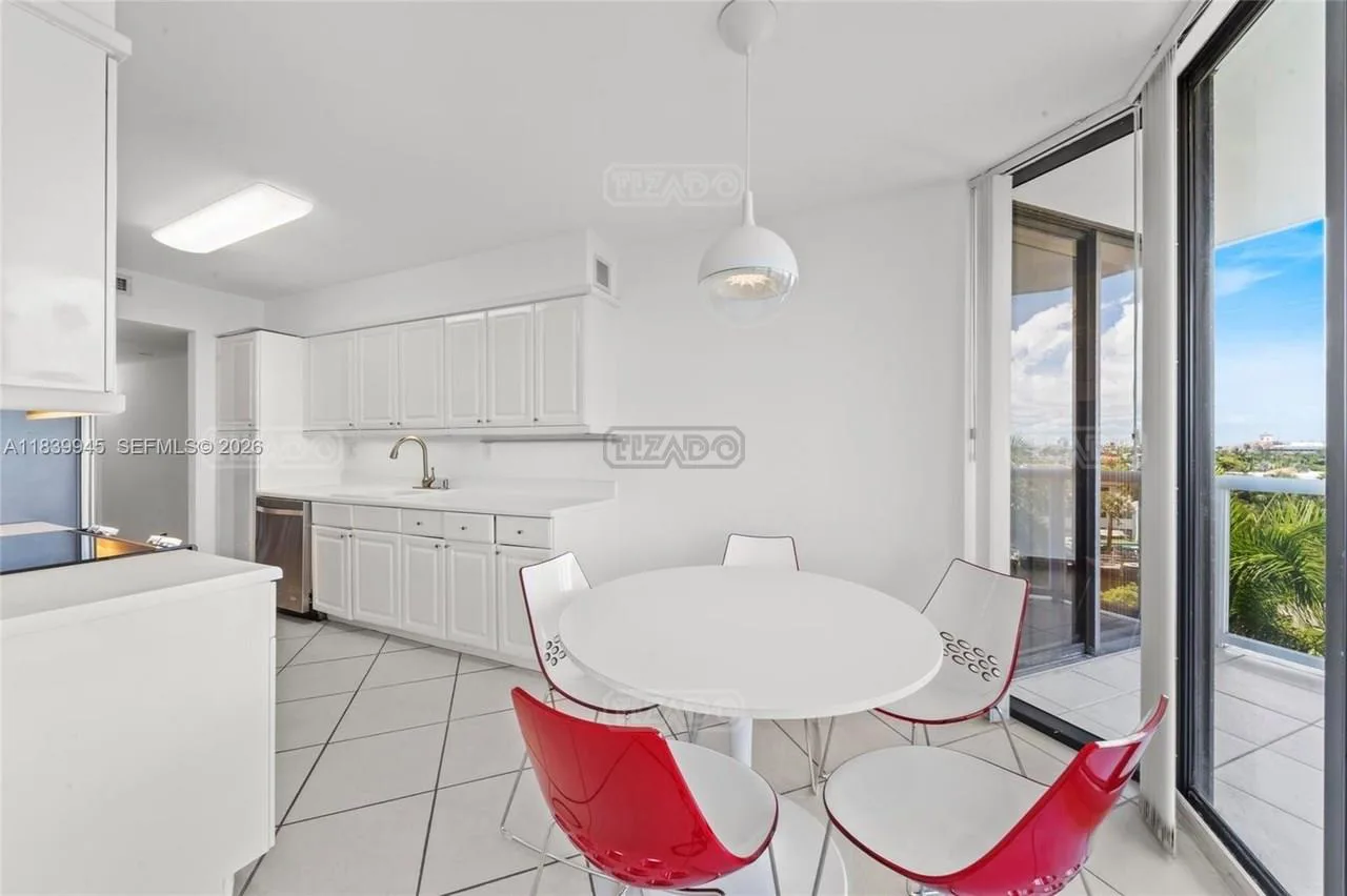3598 Yacht Club Dr #601 3500 foto 5