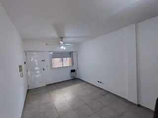 Departamento 2 ambientes en alquiler - 25 de Mayo 981, 1 piso, Morón foto 3