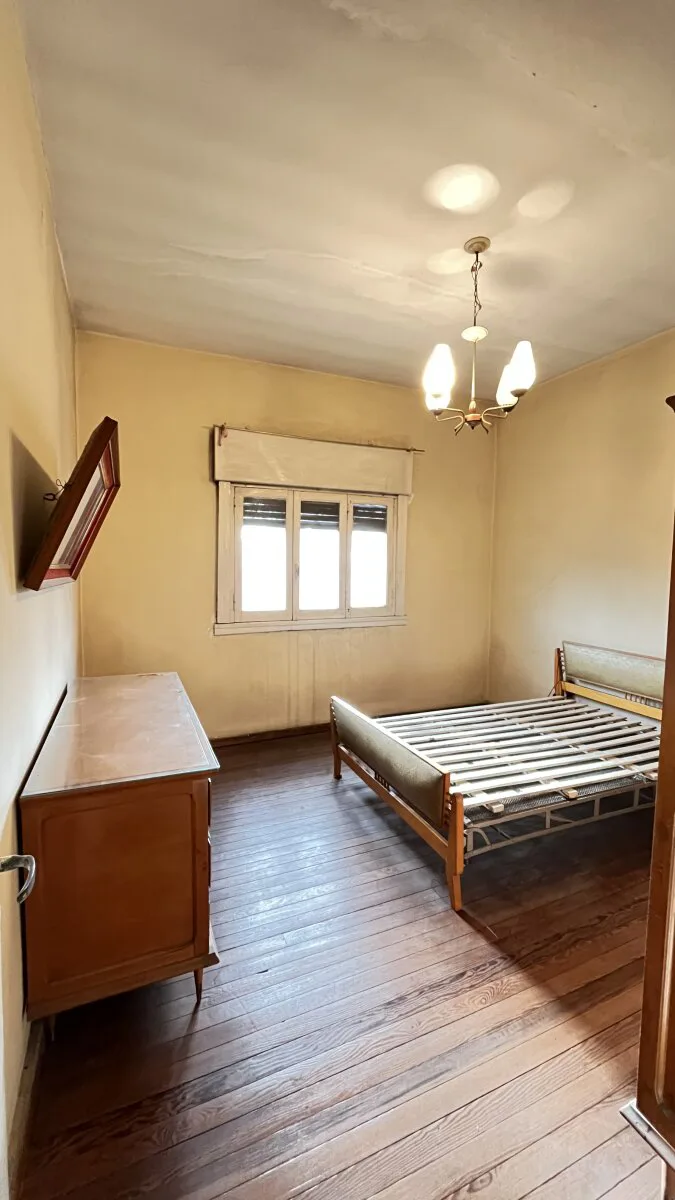 Venta Casa 3 ambientes con fondo libre + Locales en San Justo.Apto Crédito foto 5