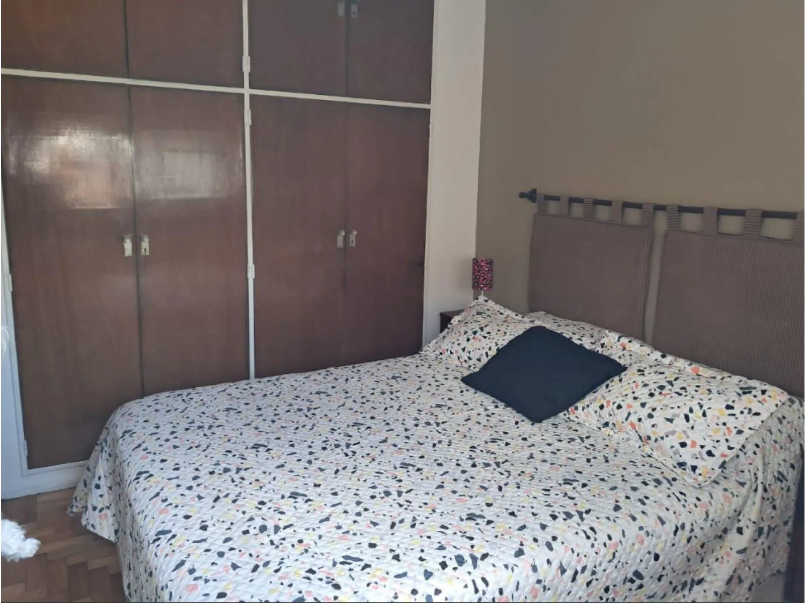 ¡VENTA! DEPARTAMENTO DE 2 AMBIENTES CON BALCON Y PATIO ZONA SAAVEDRA (LRA) foto 4